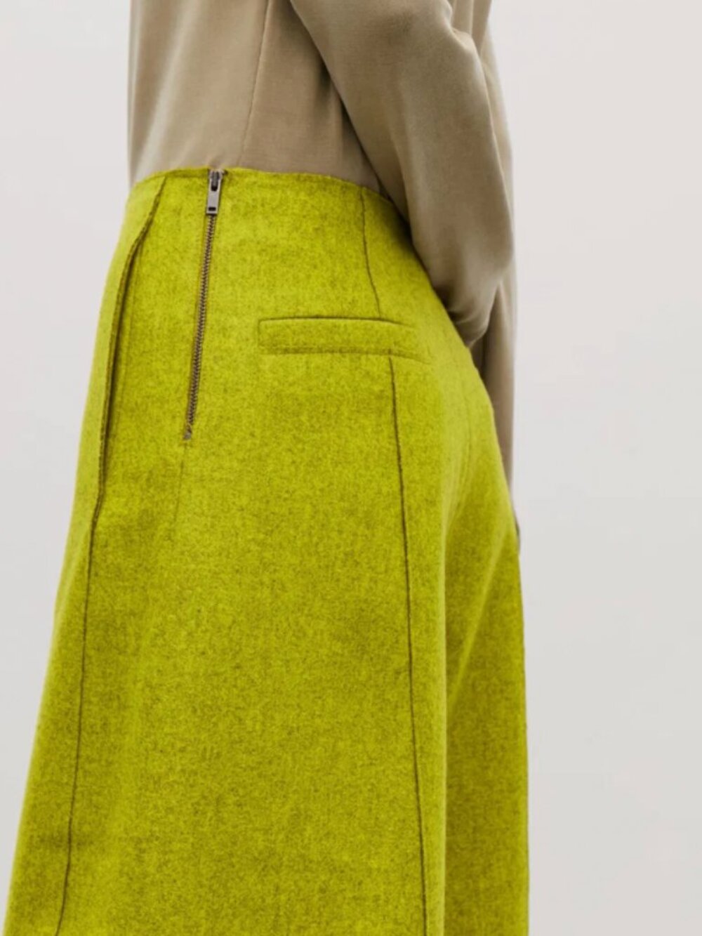 COS | Raw-Cut Rounded Wool Culottes | Size 6 - Picture 8 of 10